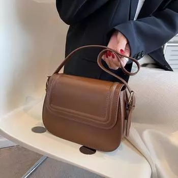 Новые модные трендовые сумки через плечо для женщин из искусственной кожи, однотонная сумка через плечо с клапаном, женские простые универсальные сумки-мессенджеры (20cm<Max Length<30cm)