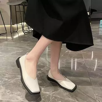 Новые модные туфли на плоской подошве для женщин с квадратным носком, простые кожаные туфли с темпераментом, весенние туфли на каблуках с круглым носком 35