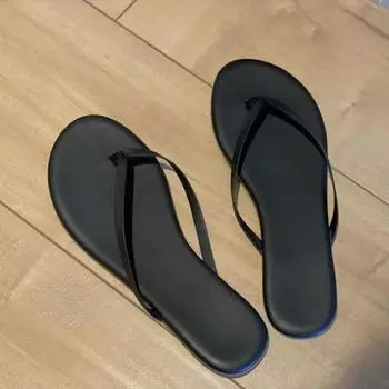 Новые модные женские шлепанцы ярких цветов, шлепанцы, женские пляжные нескользящие сандалии, пляжные тапочки, большие размеры 43 36