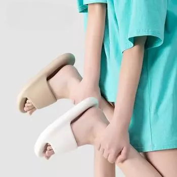 Новые мягкие тапочки из ЭВА для пар, домашние тапочки, летние сандалии для пляжа, для ванной, мужские шлепанцы, нескользящие женские туфли на толстой подошве 36-37 света кофе