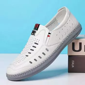 Новые мужские кожаные туфли с одной педалью, дышащие, повседневные мужские туфли, туфли для вождения с мягкой подошвой, модные и легкие туфли на плоской подошве 39 чёрный