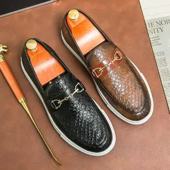 Новые мужские модельные кожаные туфли, роскошные модные свадебные туфли для жениха, мужские лоферы в английском стиле 38 чёрный