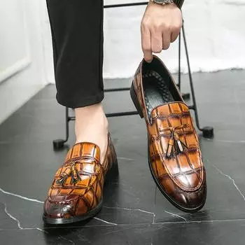 Новые мужские модельные кожаные туфли, роскошные модные свадебные туфли для жениха, мужские туфли-броги в английском стиле 38 коричневый