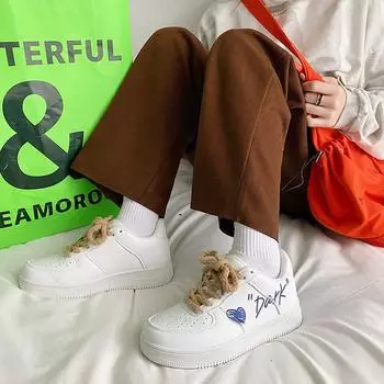 Новые мужские туфли 2024 года, модные белые кроссовки для влюбленных пар, повседневная спортивная обувь для студентов, на шнуровке, на плоской подошве, для мужчин и женщин, вулканизированная обувь 36