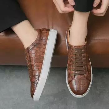 Новые мужские туфли, повседневная обувь, качественная кожаная обувь на плоской подошве, кроссовки для ходьбы, мужские оксфорды, корейская версия, повседневная обувь для работы и работы 38 чёрный