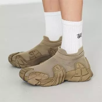 Новые мужские туфли с дышащей сетчатой поверхностью, вязаные носки, спортивная обувь на платформе, кокосовая беговая обувь Daddy Tide 40