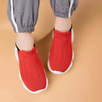 Новые носки для мальчиков, повседневная обувь для улицы с дышащей сетчатой поверхностью, ленивые люди, наступайте на туфли для девочек на плоской подошве с толстой подошвой 26 чёрный