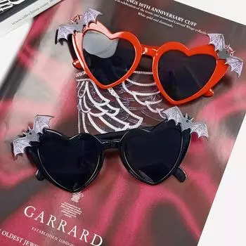 Новые очки для вечеринки на Хэллоуин, женские солнцезащитные очки Bat Love, солнцезащитные очки с защитой от солнца, мужские солнцезащитные очки на Рождество. . чёрный