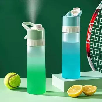 Новые онлайн-чашки для воды с градиентным распылением знаменитостей, высококачественные чашки для воды для занятий спортом на открытом воздухе для мужчин и женщин, пластиковые стаканчики для спреев для студентов. 650ML синий