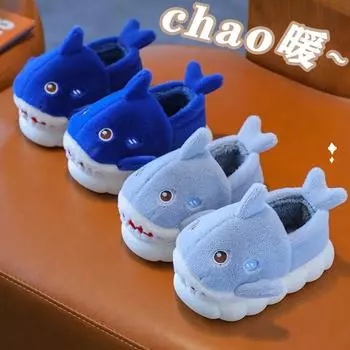 Новые осенние и зимние детские хлопковые тапочки для мальчиков и девочек, домашние тапочки с рисунком акулы для девочек, детская сумка и хлопковая обувь 24/25 size inner length 15CM