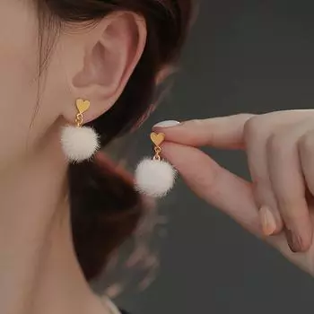 Новые плюшевые серьги Love Ball с расширенным чувством, модный стиль, плюшевые индивидуальные серьги