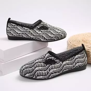 Новые полые сетчатые туфли на весну, лето и осень - это легкие, удобные и дышащие повседневные туфли с эластичной поверхностью, легкие и однопедальные туфли для мам. 35 чёрный