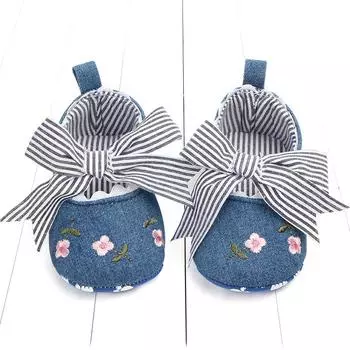 Новые принтованные туфли для девочек с бантом, мягкая подошва, нескользящая мелкая обувь для девочек, принцессы, первая обувь для кроватки малыша 0-6m розовый