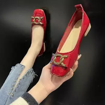 Новые рабочие туфли на низком каблуке, женские, корейская версия, модные туфли-бини с металлической пряжкой и квадратной головкой, женская обувь 35 чёрный