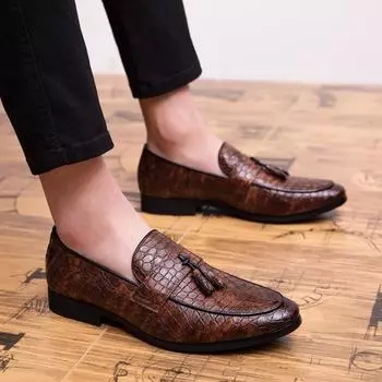 Новые роскошные модные мужские туфли-лоферы с кисточками из кожи, итальянская официальная офисная обувь, туфли-оксфорды для мужчин ert5 38 чёрный