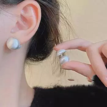 Новые роскошные жемчужные серьги 2023 года: Форма гриба с матовой отделкой Two-Wear