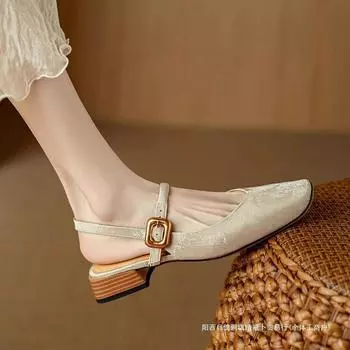 Новые сандалии в китайском стиле с сумкой на голове, женская летняя одежда 2025 года, новые зеленые сандалии с квадратной головой, стиль феи, низкий каблук, темперамент прекрасен 35 зелёный