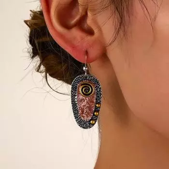 Новые серьги в богемном стиле с индивидуальным цветочным узором и листьями, длинные серьги в винтажном стиле, женские резные серьги с цветными блоками 4*2.7cm миндальный