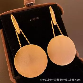 Новые серьги в металлическом стиле, модные и универсальные, с преувеличенным стилем и темпераментом. Серьги-иглы из серебра 925 пробы, легкая роскошь и взрывной эффект