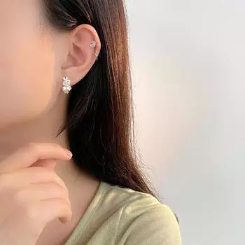 Новые серьги в виде гардении в китайском стиле для женщин. Простые и свежие уши в китайском стиле.