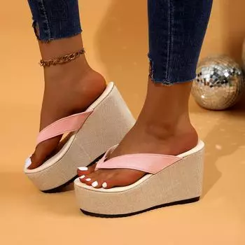 Новые шлепанцы на высоком каблуке для летней женской одежды, модные классные тапочки на танкетке, нескользящая пляжная обувь на толстой подошве 35