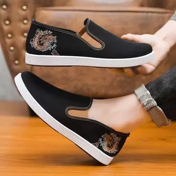 Новые старые пекинские вышитые тканевые туфли универсальные удобные дышащие прогулочные туфли мягкая подошва нескользящая мужская обувь с одной педалью 38