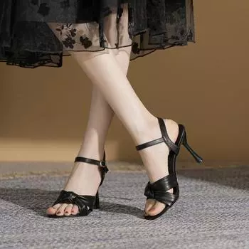Новые стильные босоножки на высоком каблуке с одной пряжкой и открытым носком, удобные женские туфли, универсальные 33 чёрный