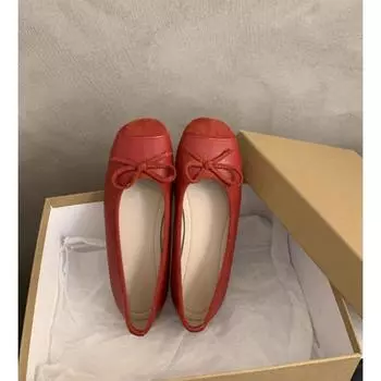 Новые стильные модные женские туфли на плоской подошве с цветочным принтом, повседневные туфли с закрытым носком, роскошные туфли на плоской подошве, дизайнерские туфли на мягкой подошве для женщин, туфли на плоской подошве 35 красный