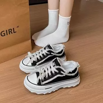 Новые стильные туфли на толстой подошве в стиле ретро, белые туфли, женская корейская мода, универсальная повседневная обувь, спортивная обувь для улицы и вечеринок 36 чёрный