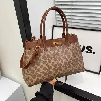 Новые стильные женские сумки высокого класса. Вместительные универсальные сумки на одно плечо.