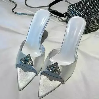 Новые свадебные тапочки женские сандалии летняя обувь женские атласные мягкие подошвы тапочки для подружек невесты однотонные женские сандалии 35