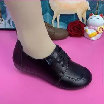 Новые туфли для мам с круглым носком, весна-осень 2025, повседневные мокасины для женщин среднего возраста, туфельки из говяжьей жилы с мягкой подошвой 35 темно-коричневого