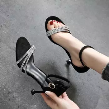 Новые туфли на высоком каблуке, шпильке, цельные босоножки со стразами и пряжкой, модная и универсальная женская обувь 33 чёрный