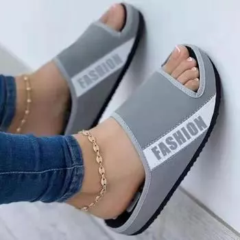 Новые туфли с плоским дном, однотонные женские европейские и американские модные домашние тапочки, женская обувь больших размеров, повседневная пляжная обувь 36 чёрный