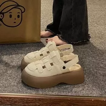 Новые туфли с завышенной подошвой и отверстием для головы 2024 года в корейском стиле, повседневные сандалии с круглой головкой и одной педалью, нескользящие сандалии 35
