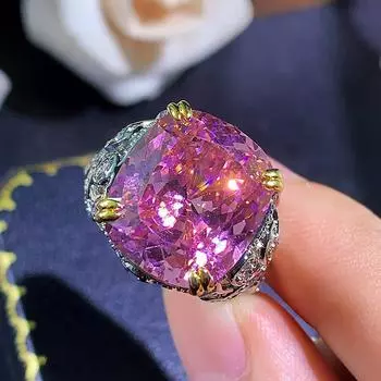 Новые ювелирные изделия на осень и зиму, высококачественное кольцо с имитацией натурального изумруда, темперамент розовых бриллиантов в стиле ретро, легкая роскошь с бриллиантовой оправой