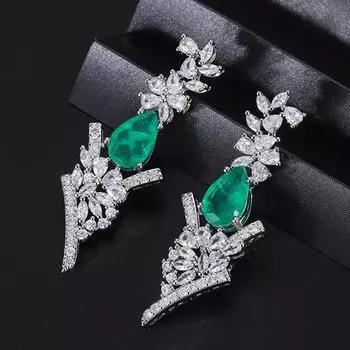 Новые ювелирные изделия Серьги Серьги Изумрудные цветочные серьги Серьги из красного корунда