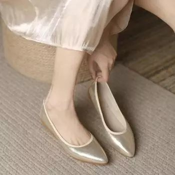 Новые весенне-осенние женские туфли на мягкой подошве, повседневные, модные, без застежек, легкие туфли больших размеров с закрытым носком 36 серебряный