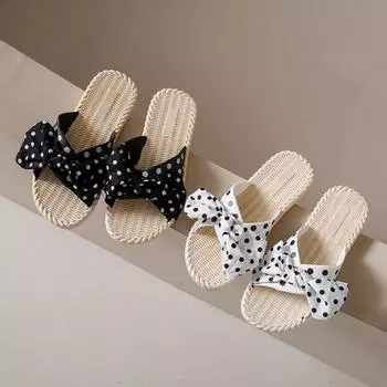 Новые весенние и летние классные тапочки женские модные тапочки в горошек с бантом женские нескользящие и износостойкие тапочки 36/37 чёрный