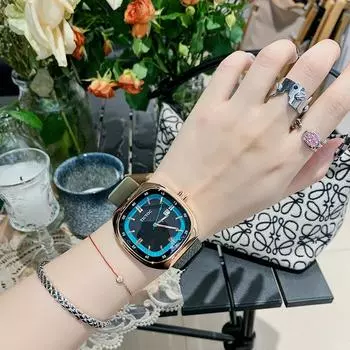 Новые женские часы Belt Fashion Niche женские часы Многофункциональные женские часы с календарем для женщин