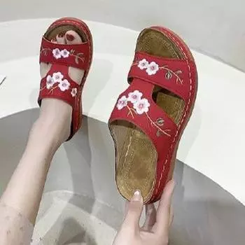 Новые женские домашние сандалии на толстой подошве повседневная обувь женские летние босоножки на танкетке женская обувь женские туфли на платформе мюли тапочки 35