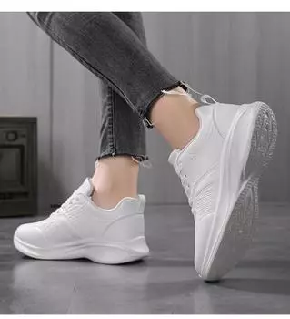 новые женские кроссовки для бега осенняя женская спортивная обувь нескользящая и дышащая женская обувь для ходьбы со шнурками мягкая и повседневная обувь 35 чёрный