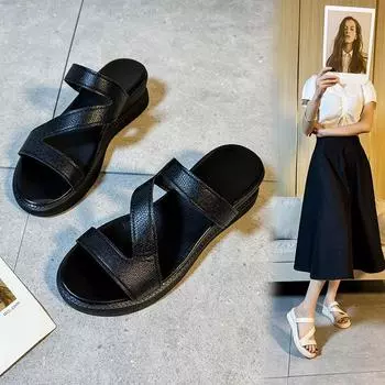 Новые женские летние сандалии, пляжные сандалии на мягкой подошве, тапочки, модная обувь 35 чёрный