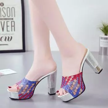 Новые женские летние тапочки, модные сексуальные туфли на высоком квадратном каблуке с открытым носком, женские босоножки на платформе 2019 4 зелёный