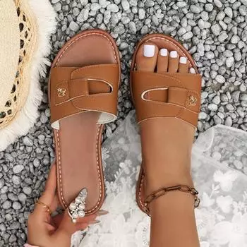 Новые женские летние тапочки, уличные пляжные туфли, модная брендовая женская обувь без застежек, плоская подошва с женскими кожаными сандалиями 36