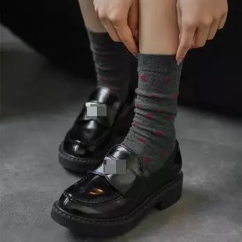 Новые женские носки повседневные модные полосатые красные серые эластичные длинные носки женские носки в горошек Harajuku Retro Cotton средней длины