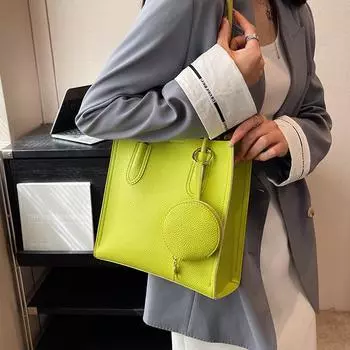 Новые женские однотонные сумки на одно плечо, популярная повседневная сумка с текстурированной ручкой, универсальная простая женская сумка-тоут (20cm<Max Length<30cm)