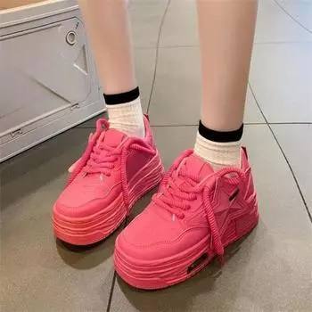 Новые женские повседневные студенческие туфли на толстой подошве-губке 35 розовый