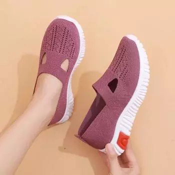 Новые женские спортивные туфли повседневные легкие дышащие вулканизированные туфли для активного отдыха модные высококачественные туфли большого размера на плоской подошве 35 чёрный