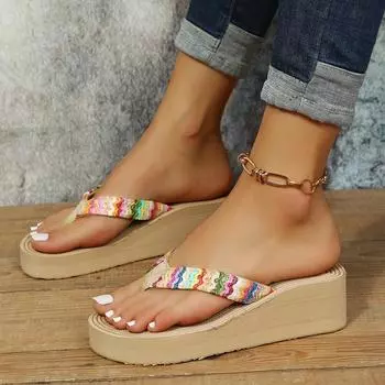 Новые женские тапочки, летние туфли на платформе для женщин, шлепанцы, пляжные тапочки на танкетке, женские шлепанцы, бохо-стиль, сандалии 36